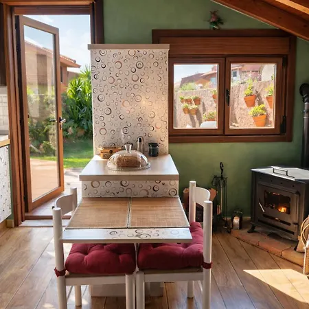 Tranquila Casita De Invitados En Con Chimenea 比戈