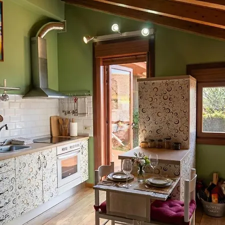 Tranquila Casita De Invitados En Con Chimenea 比戈